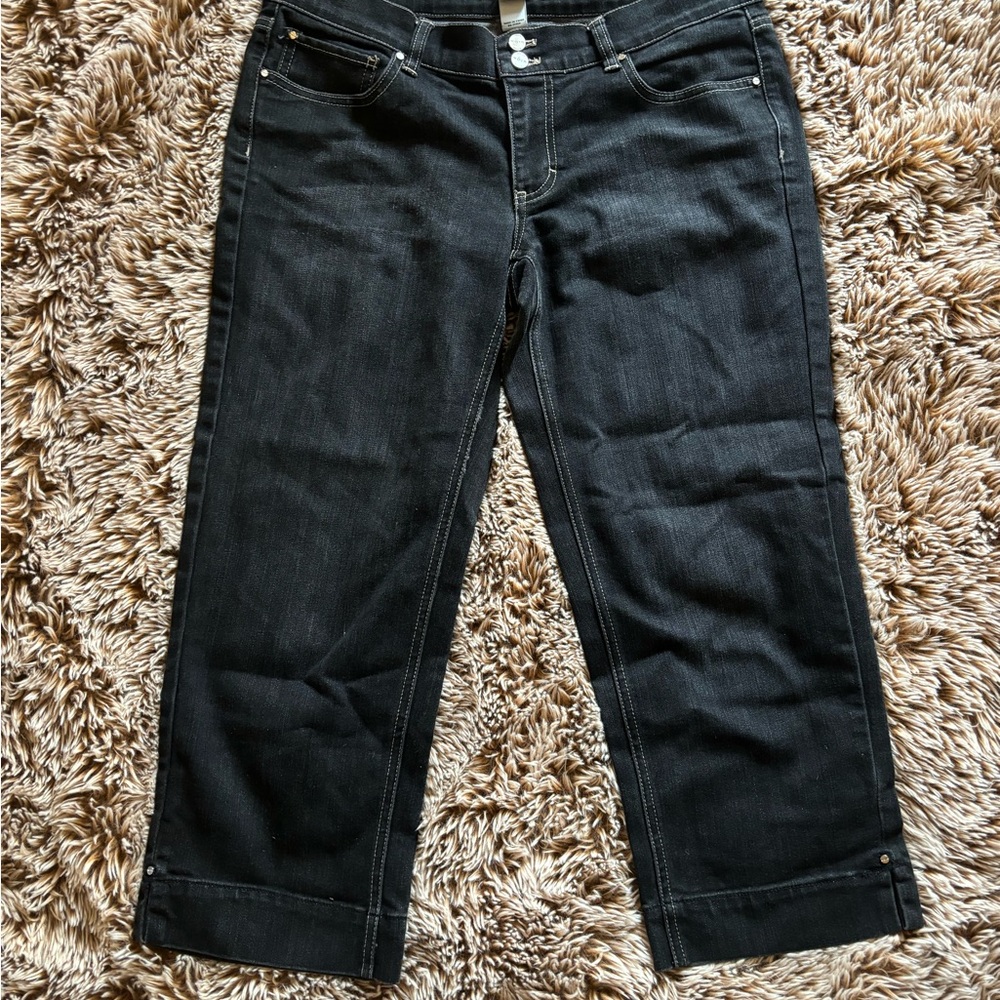 White House Black Market Noir Celebrate Happiness Capri Size 10